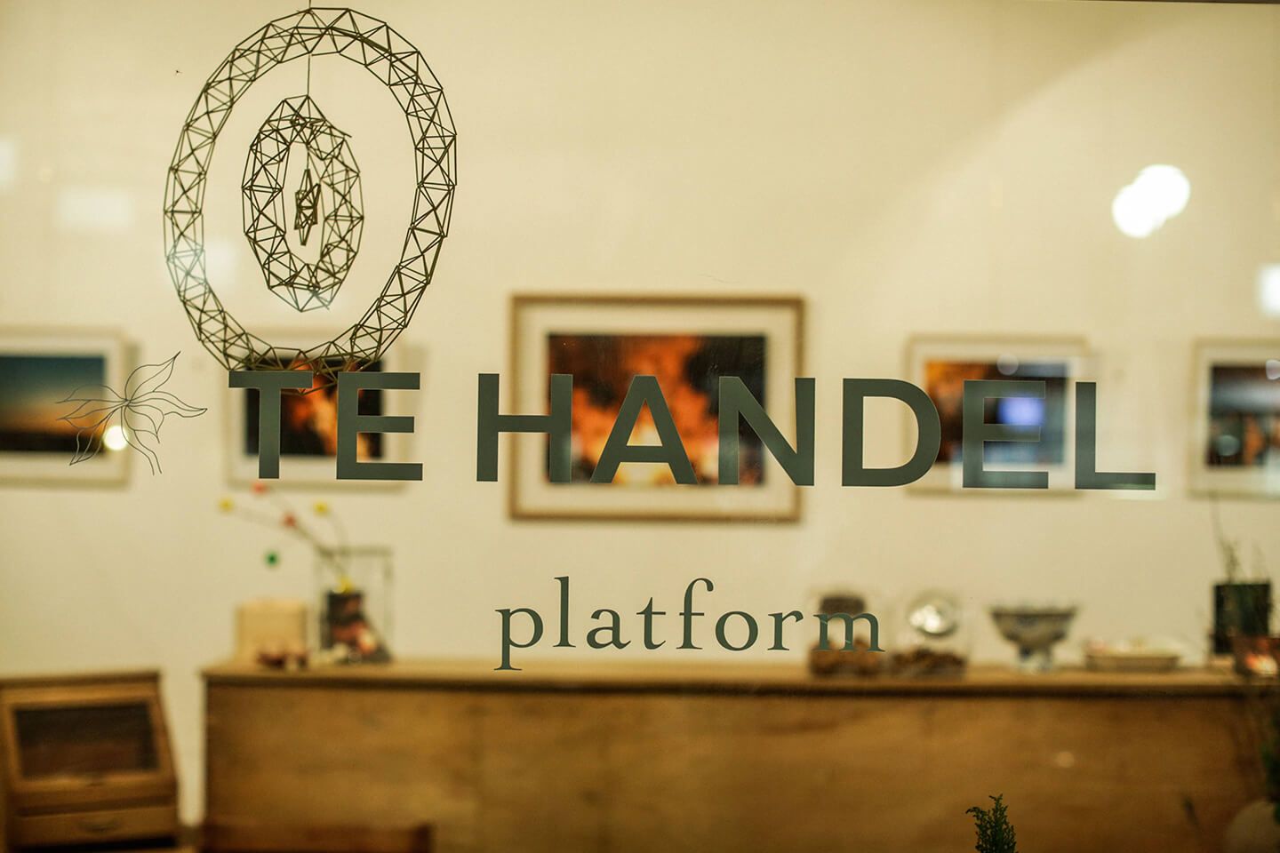 「TE HANDEL」②