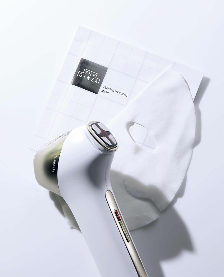 「ザ・ギンザ トリートメントフェイシャルマスク n」と美顔器「創通メディカル マイトレックス MiRAY ONE」