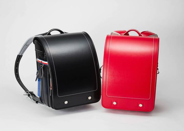 ［W23.5×H30.5×D12.5㎝］各¥78,000（PVHジャパン〈トミー ヒルフィガー〉）※3月発売、税抜き