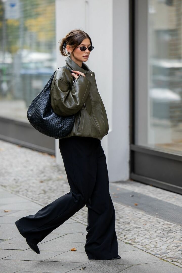 ファッションニュース_3,セレブ_3,大人コーデ_3,秋コーデ_3,レザー_2