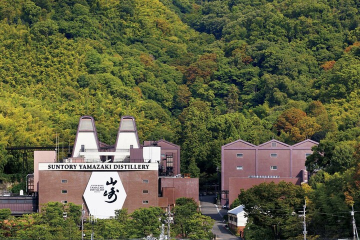 「サントリー山崎蒸溜所」の外観カット