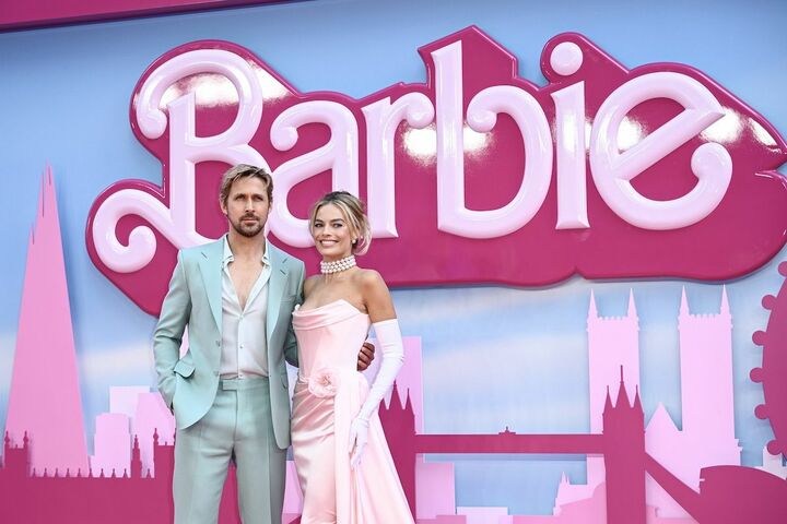 共演のライアン・ゴズリングと。