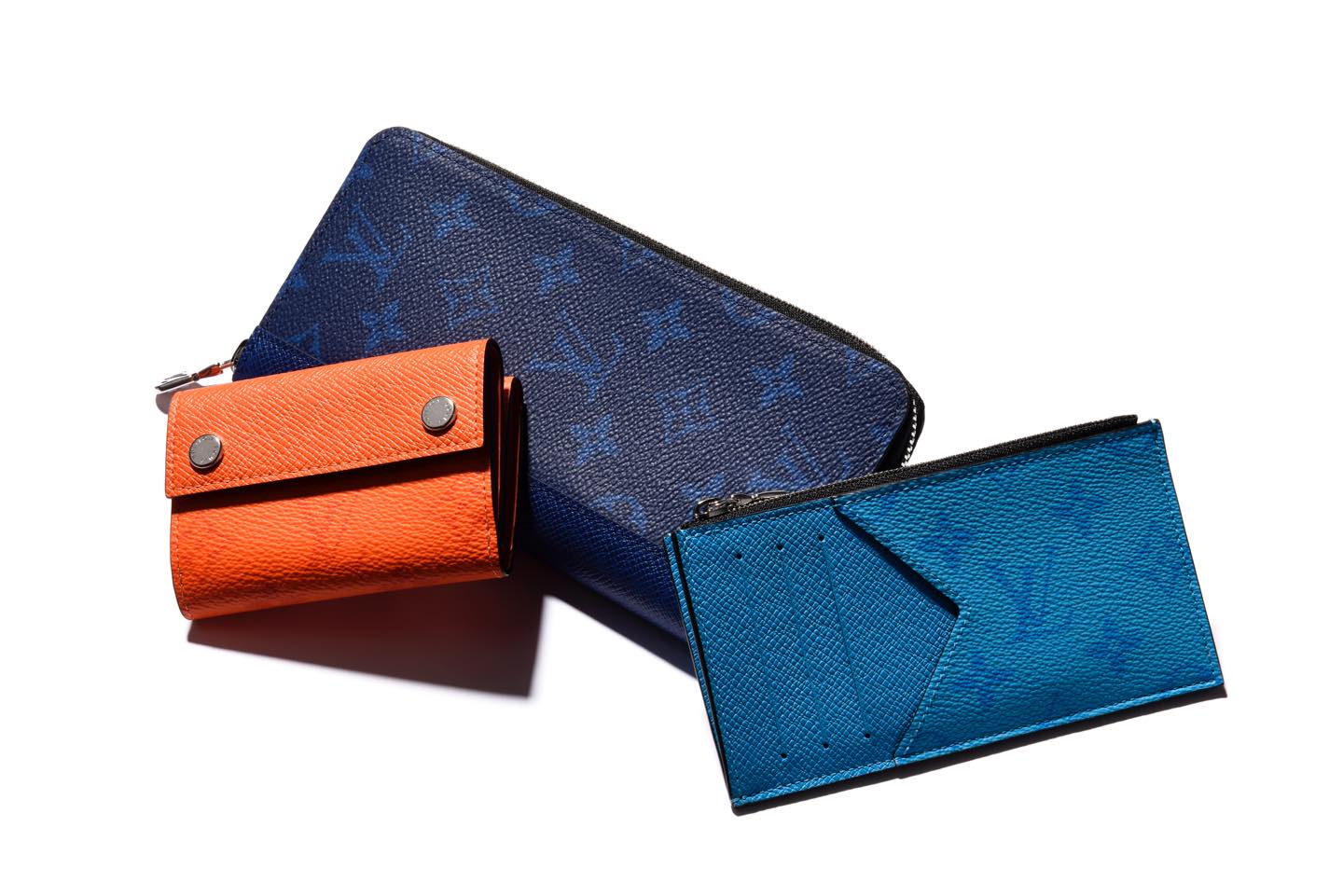 左から【W9.7×H7×D2cm】コンパクトウォレット¥64,000・【W10×H20×D2cm】ジップウォレット¥90,000・【W8×H14.5×D1cm】コイン・カードホルダー¥35,000(ルイ・ヴィトン クライアントサービス)