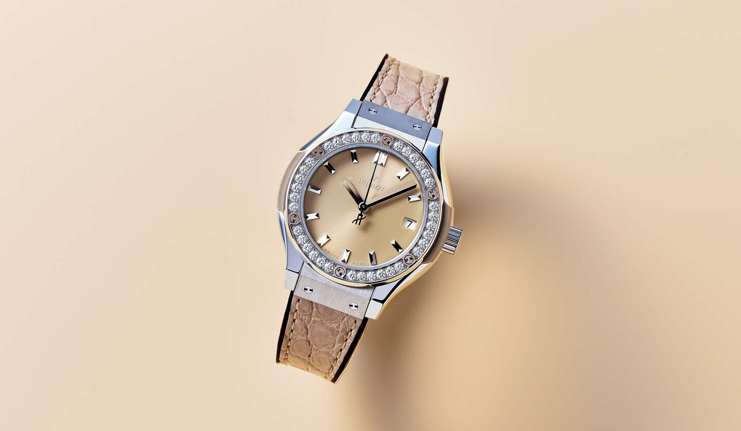 ウブロの高級時計『クラシック・フュージョン チタニウム トープ ダイヤモンド』