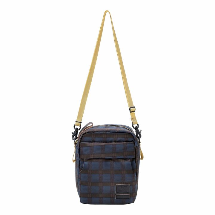 ショルダーストラップは取り外しが可能で、バッグインバッグとしても◎。「MINI SHOULDER」¥41,000【縦20×横15×マチ8cm】