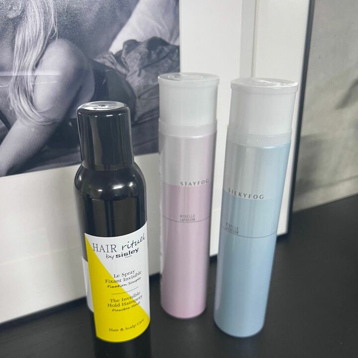 左/ヘア リチュアル インビジブル ホールド スプレー 250ml ¥14,300 中/ミルボン ニゼル ラフュージョン ステイフォグ 175g ¥1,760 左/ミルボン ニゼル ラフュージョン シルキーフォグ 175g ¥1,760