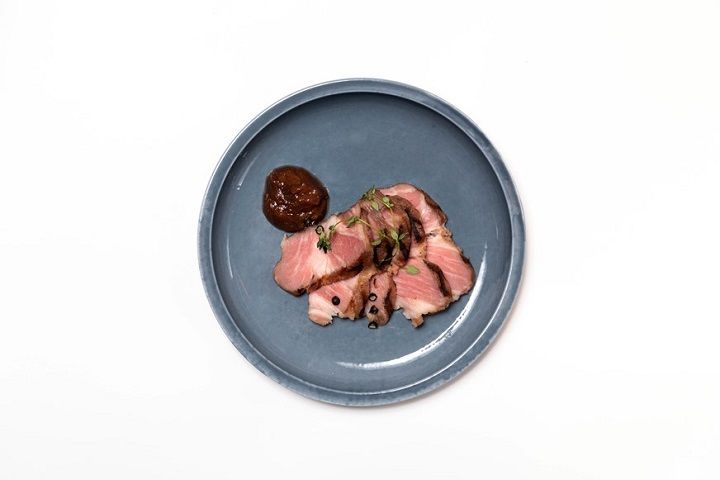 「自家製ハムのグリル ルバージャム添え」¥800