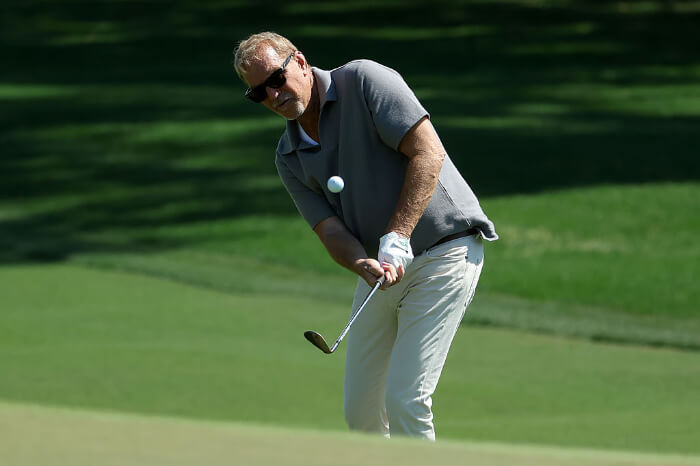 2025年5月7日、「ワンフライト・マートルビーチ・クラシック2025」開催に先駆けて、コース上でショットを決める光景。サウスカロライナ州マートルビーチのデューンズ・ゴルフ・アンド・ビーチ・クラブにて。