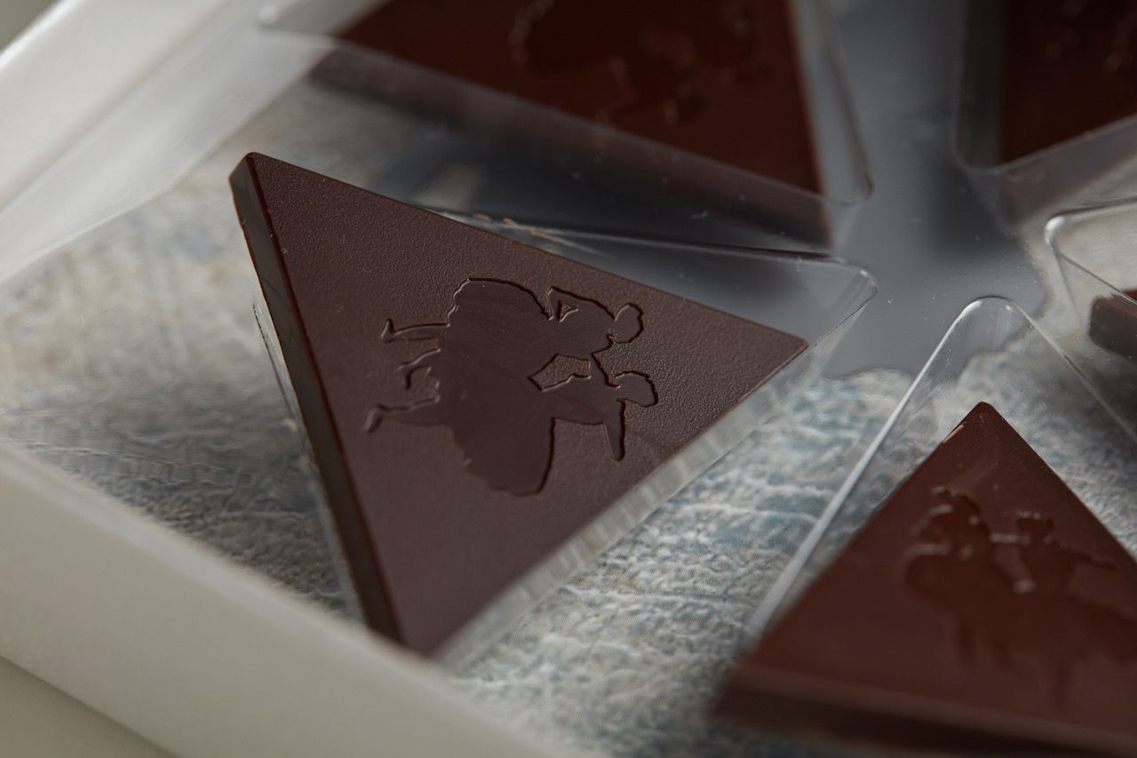 チョコレートにはバレリーナの型押しが