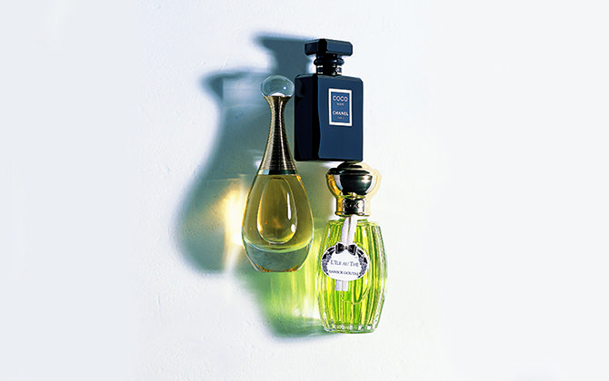 シャネルの香水7選｜ガブリエル、N°5、ココ ヌワールなど、名作から人気の香りまでピックアップ | Precious.jp（プレシャス）