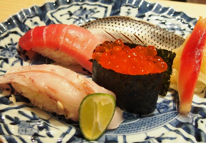 肉_4,寿司_4,レストラン_4,東京_4