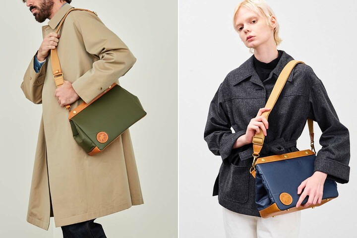  SHOULDER BAG by HUNTING WORLDを持った男女
