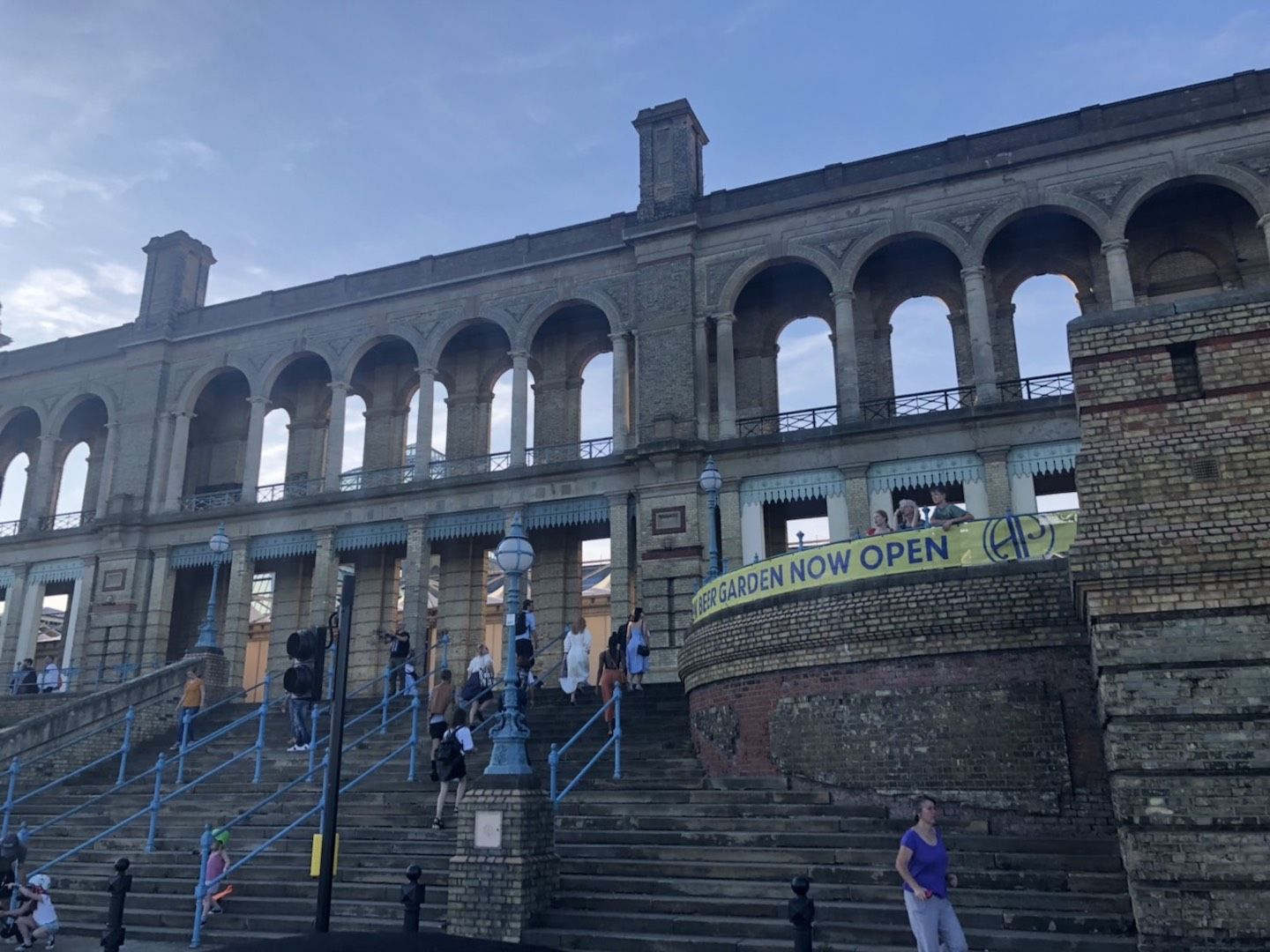 「Alexandra Palace(アレクサンドラ・パレス)」の外観