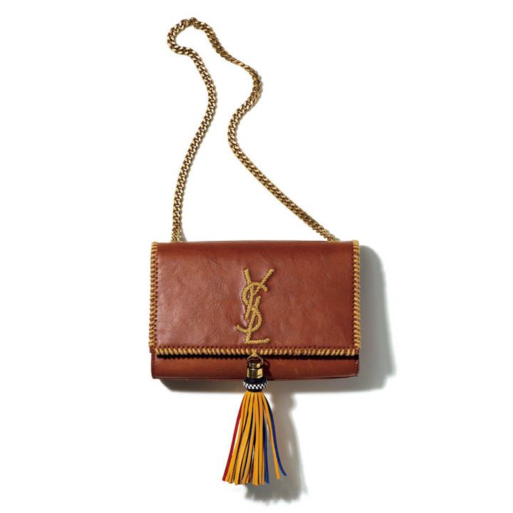 バッグ『モノグラム・サンローラン ケイト』［縦12.5×横20×マチ5cm］￥275,000（イヴ・サンローラン〈サンローランバイ アンソニー・ヴァカレロ〉）