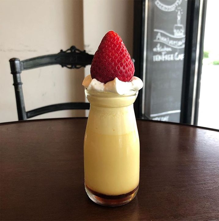 2層に分かれたノンホモプリン ¥580