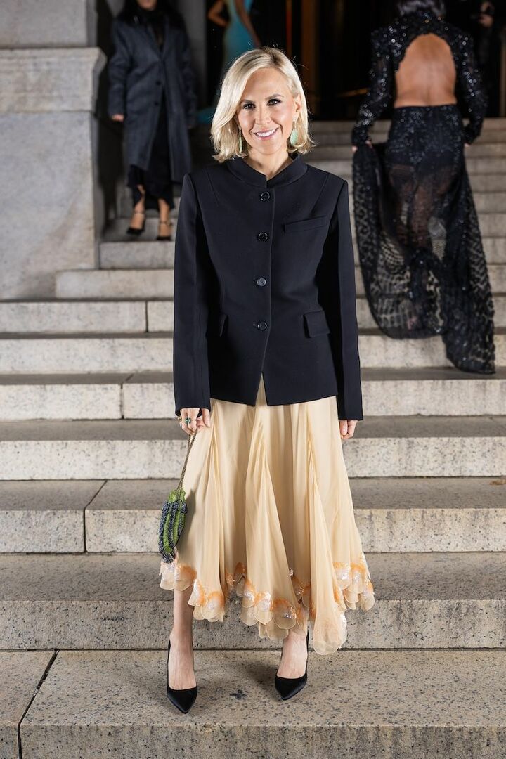 ファッションニュース_2,セレブ_2,大人コーデ_2,ジャケット_2,スカート_2,秋コーデ_2