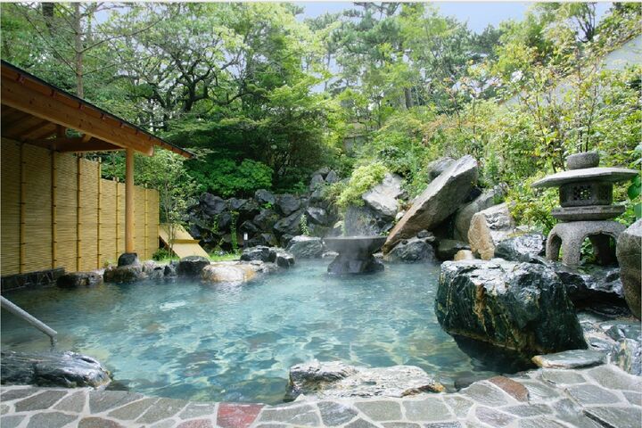 五浦観光ホテル本館の大浴場露天風呂