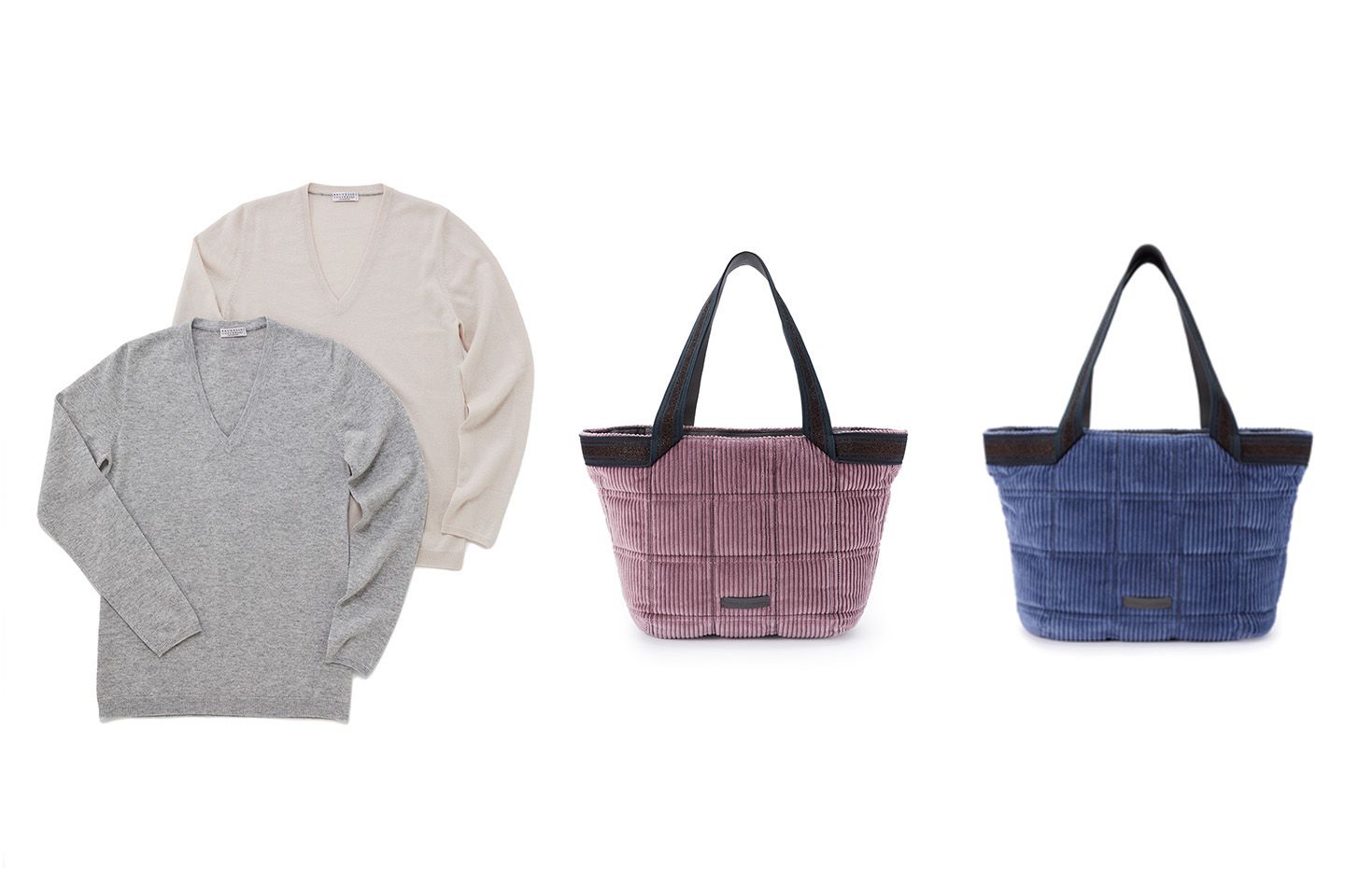 左から/カシミヤニット各¥115,000・コーデュロイショッパーバッグ ピンク(伊勢丹新宿店限定)、ブルー(阪急うめだ本店限定)いずれも¥370,000