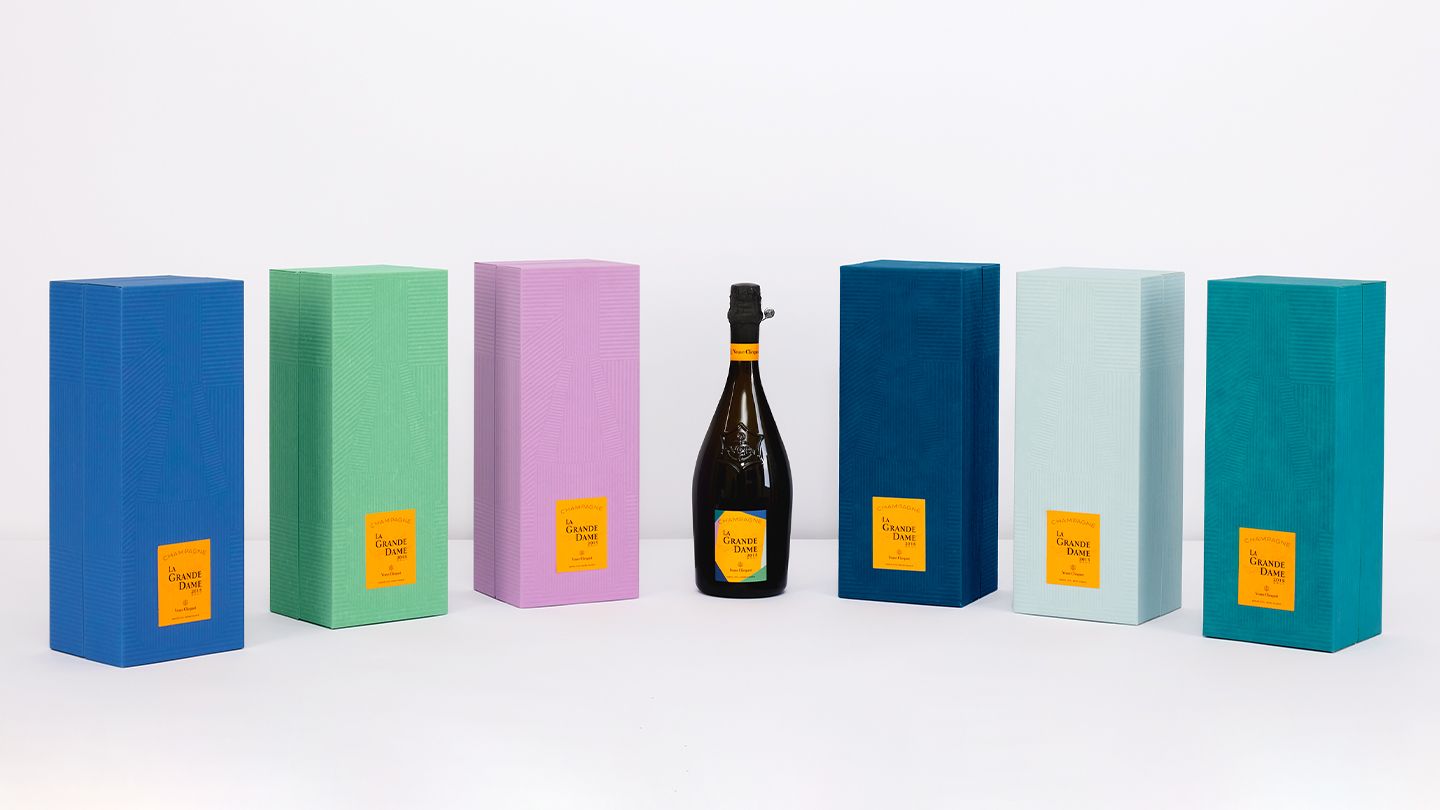 【ヴーヴ・クリコ】最高峰シャンパーニュ「ラ・グランダム 2015」が色鮮やかに彩られて登場! | Precious.jp(プレシャス)