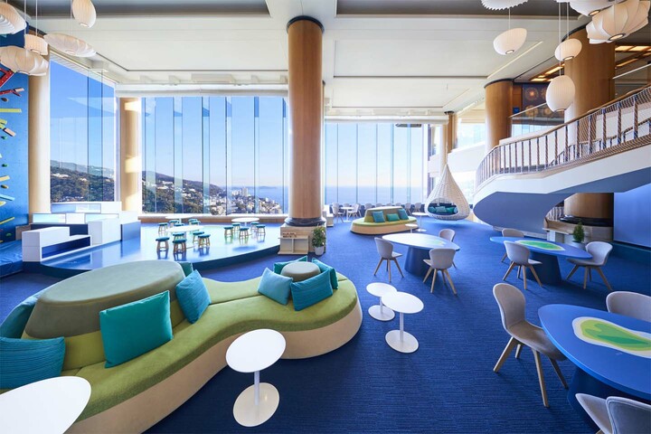 リゾナーレ熱海のロビー