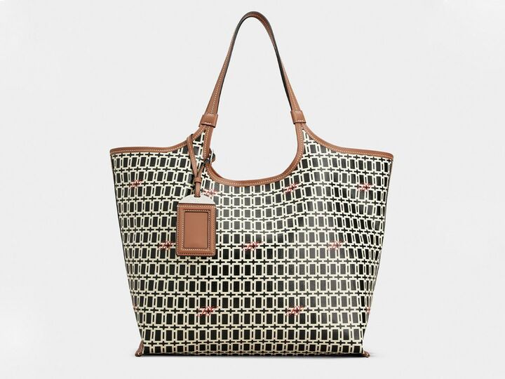 「ロジェ ヴィヴィエ」の『グラン ヴィヴィエ モノグラム ショッピングバッグ』