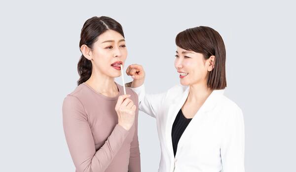 二重アゴと首ジワを解消！【村木宏衣さん指導】舌抵抗トレーニング