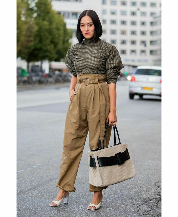 洗練アースカラーのコーデ