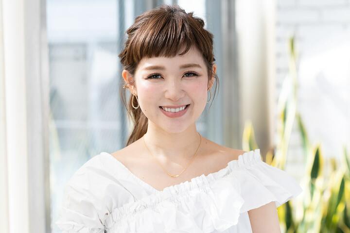 DIFINO akasaka スタイリスト・槌田美希さん。もの作りが大好きで「最近はまっているのが陶芸です。ビアマグと花器づくりにチャレンジしたいですね」