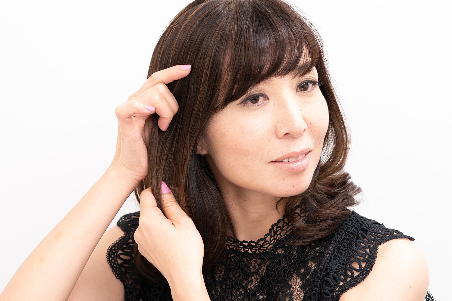 オイルをなで付けるようになじませる。