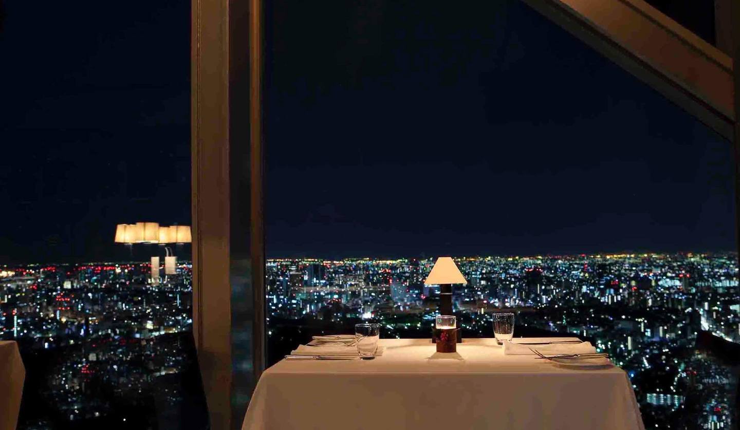 パーク ハイアット 東京のレストラン風景