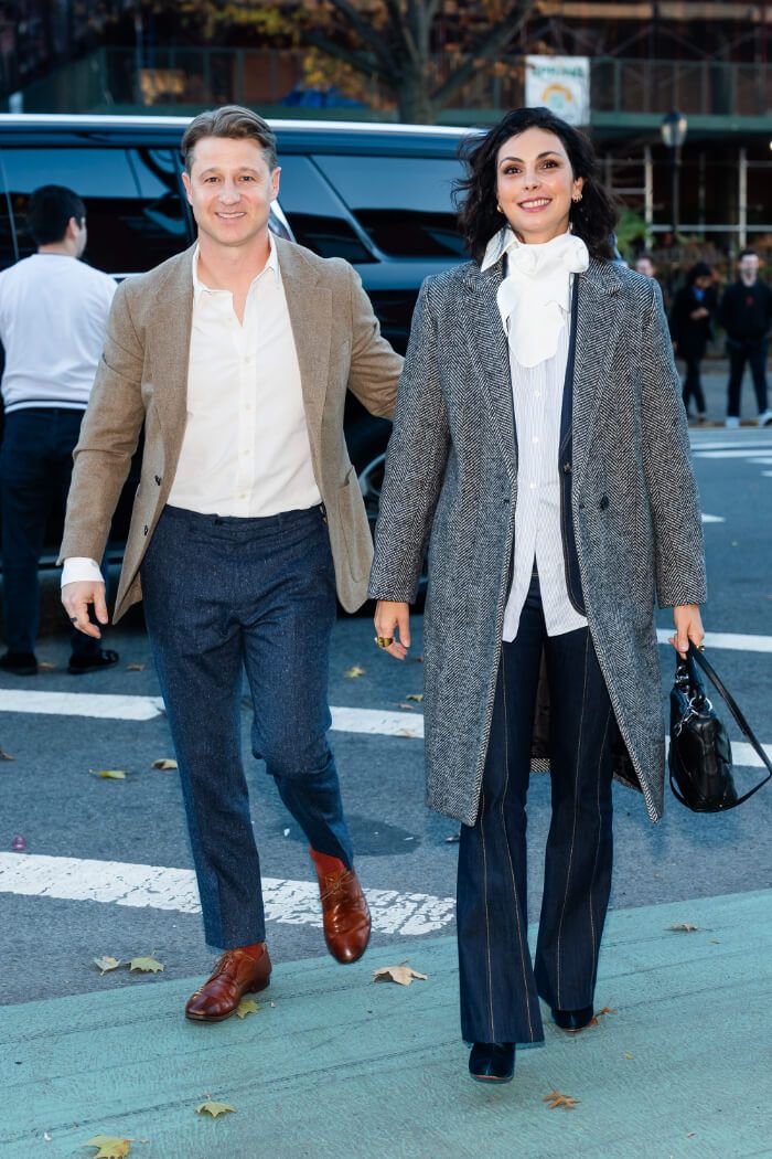 2025年11月16日、主演映画『Everyone Is Lying to You for Money』上映会。左は夫で同作の監督を務めたベンジャミン・マッケンジー。