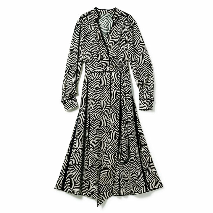 ワンピース￥69,000（ルック〈フィラージュ〉）　［Precious2019年5月号149ページ］