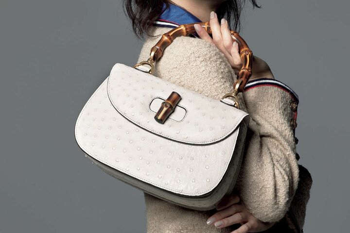 バッグ『バンブー クラシック』素材:オーストリッチ、サイズ:縦18×横27×マチ6cm¥890,000(グッチ ジャパン)