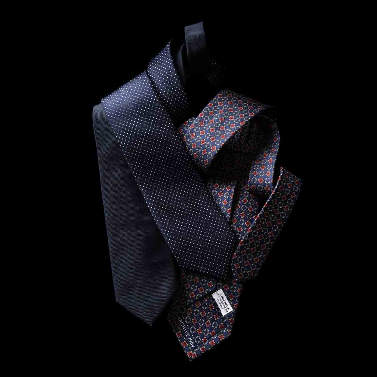 右から¥37,000・¥30,000・¥24,000(マリネッラナポリ 東京ミッドタウン)※ネイビーはレギュラー仕様