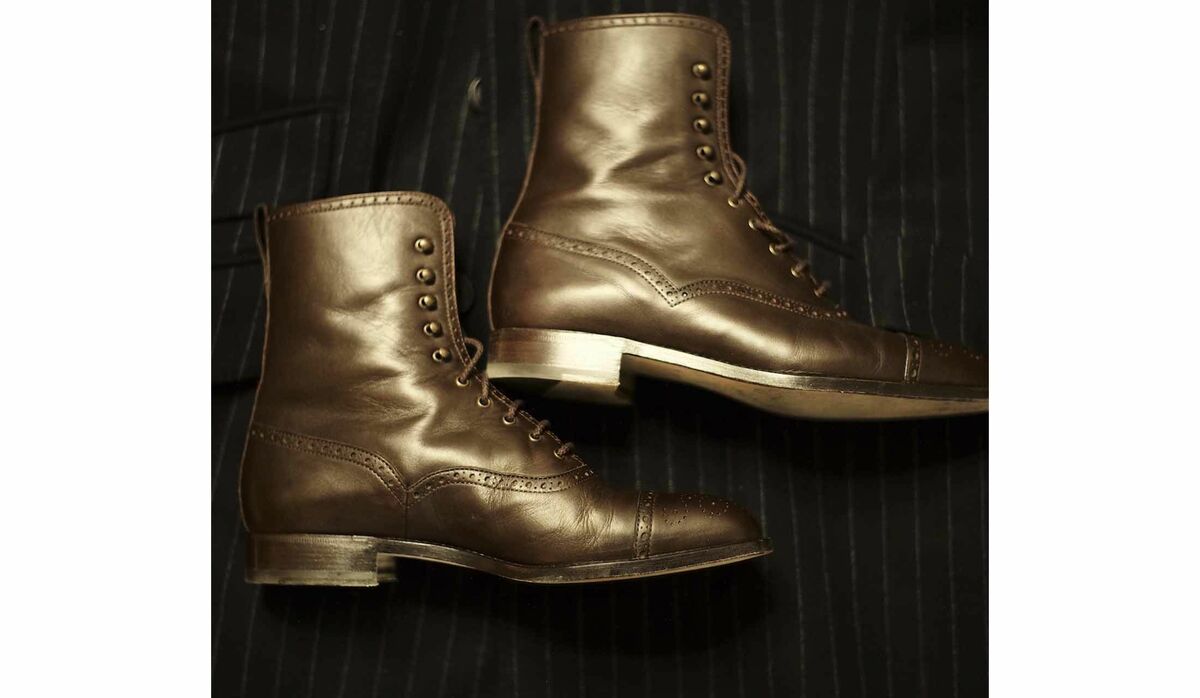 屈折野郎のためにある靴、マノロ・ブラニク | MEN'S Precious（メンズ