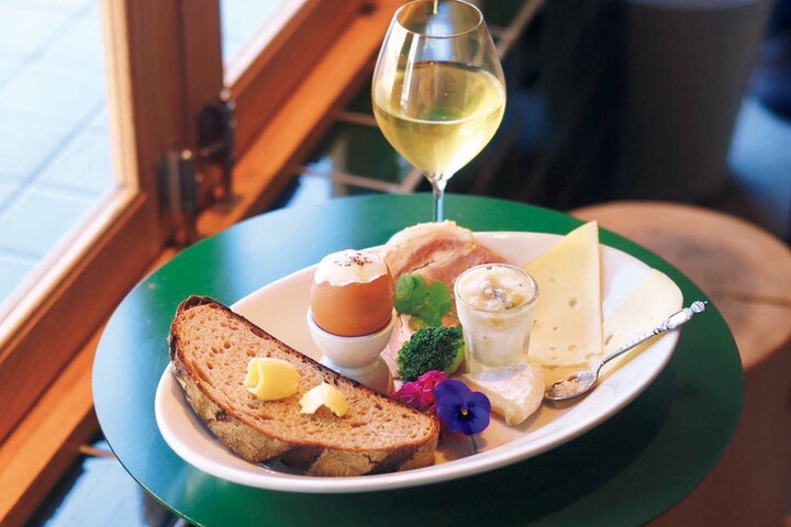「HAYAMASHINNASECELLAR」の朝食