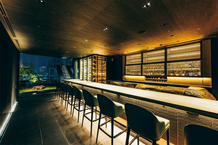 東京・銀座「TORAYA Ginza Building」12階にオープンした「ST LOUIS BAR by KEI」