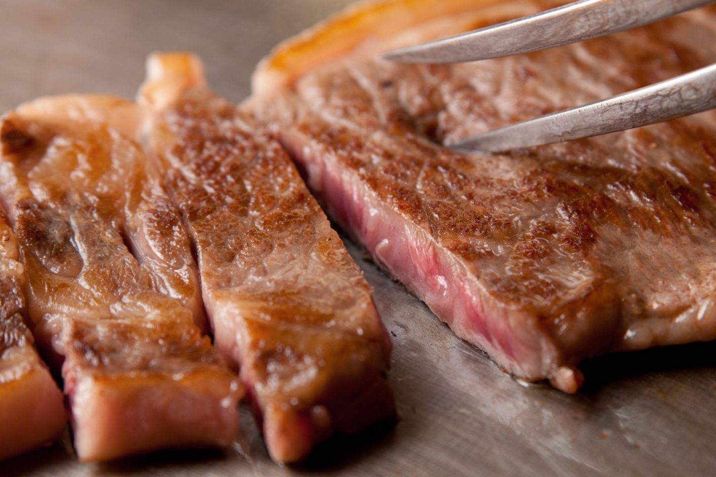 焼いた牛肉のイメージ