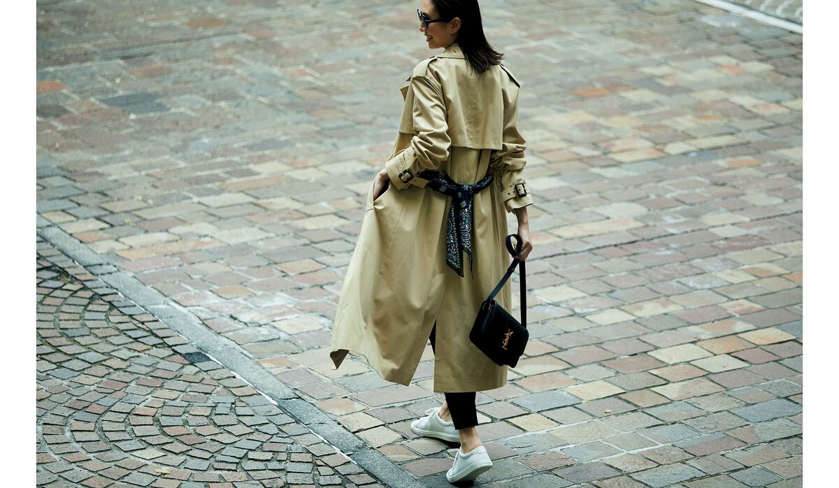 明日の大人コーデ】「サンローラン」バンダナ柄の細長スカーフを