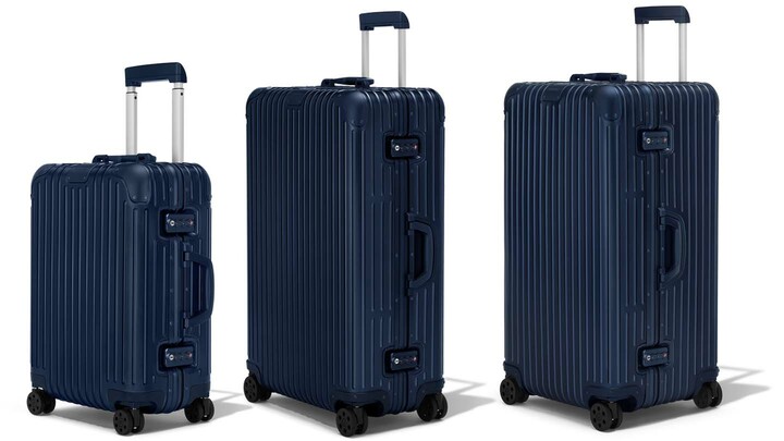 リモワのオリジナルコレクションの新色「インクブルー」