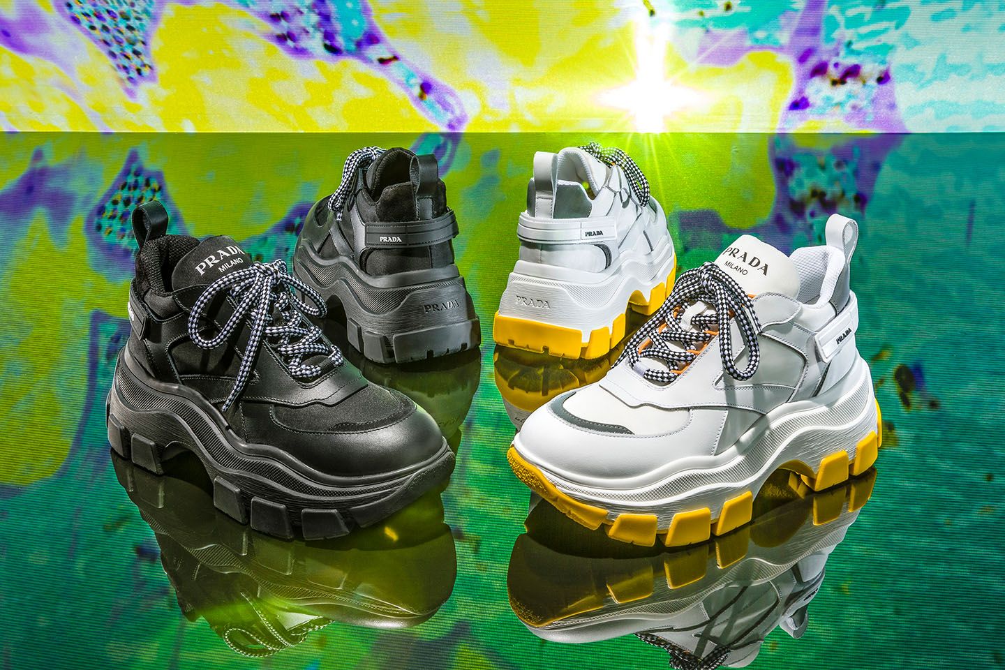 スニーカー【ヒール7.5cm】各¥109,000(税抜・予定価格) ※イエローは日本限定色