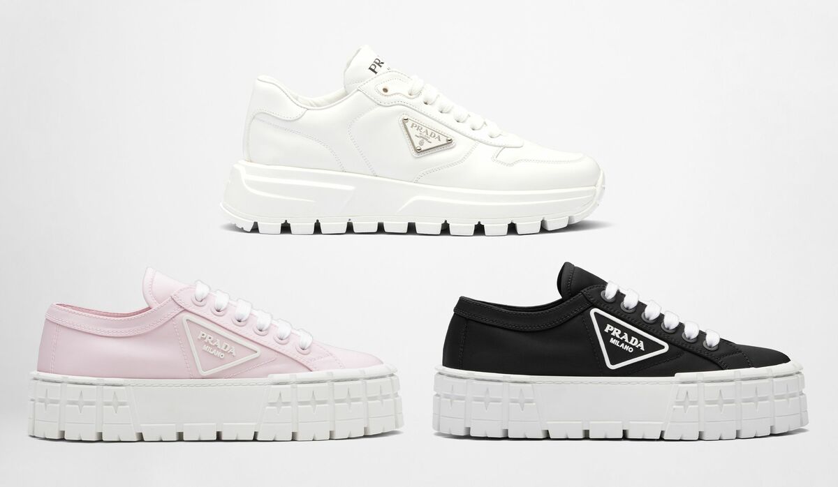 【大人エレガンス】PRADA プラダ レザー スニーカー アイボリー プラダ】大人のお洒落心を刺激するエレガンス＆スポーティな新作