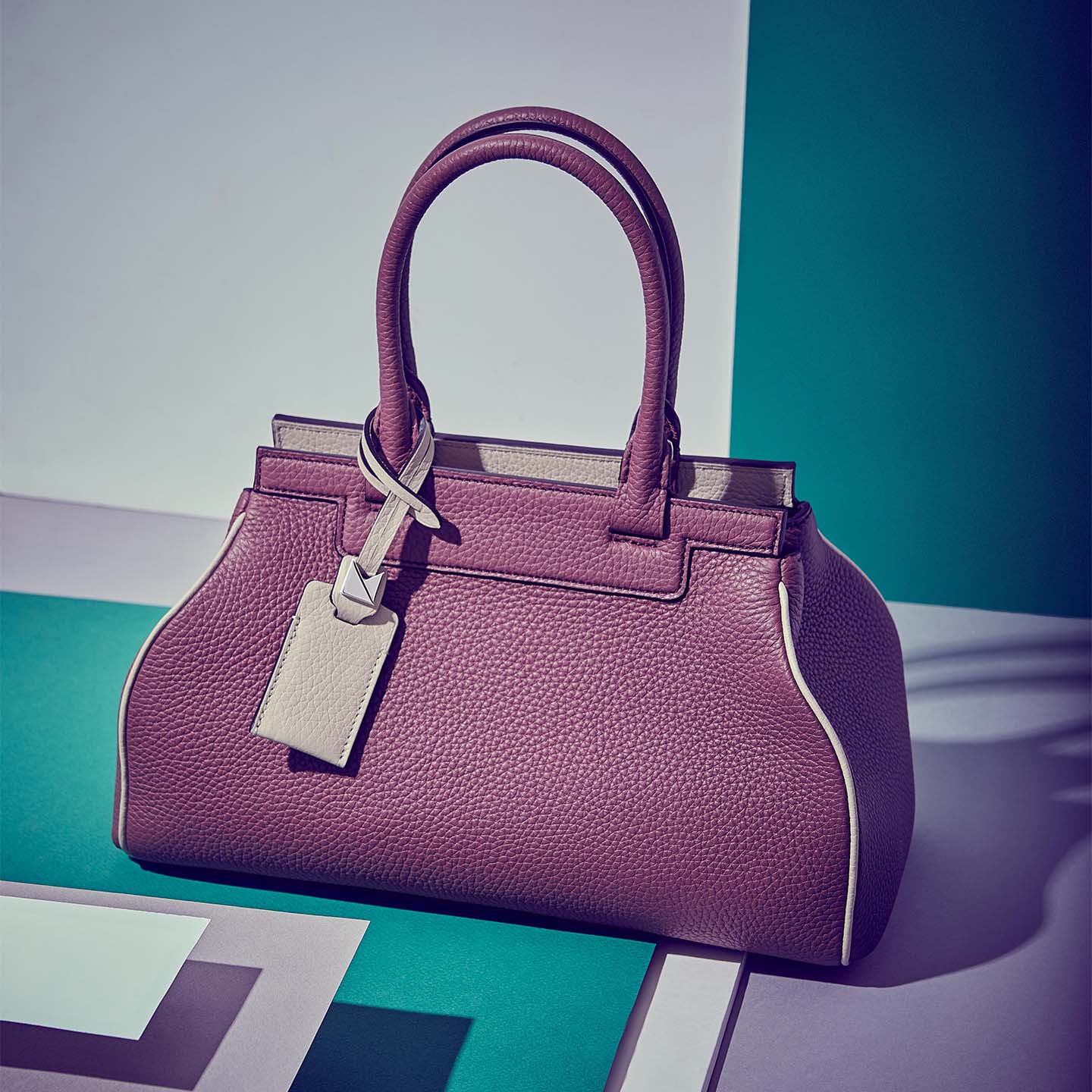 ■MOYNAT(モワナ)の「360度計算されたエレガントバッグ」