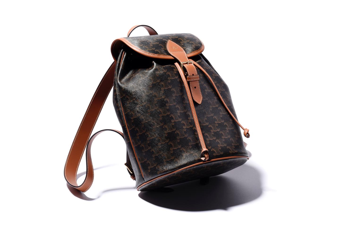 【W00×H00×D00cm】鞄¥195,000(セリーヌ ジャパン〈セリーヌ バイ エディ・スリマン〉)