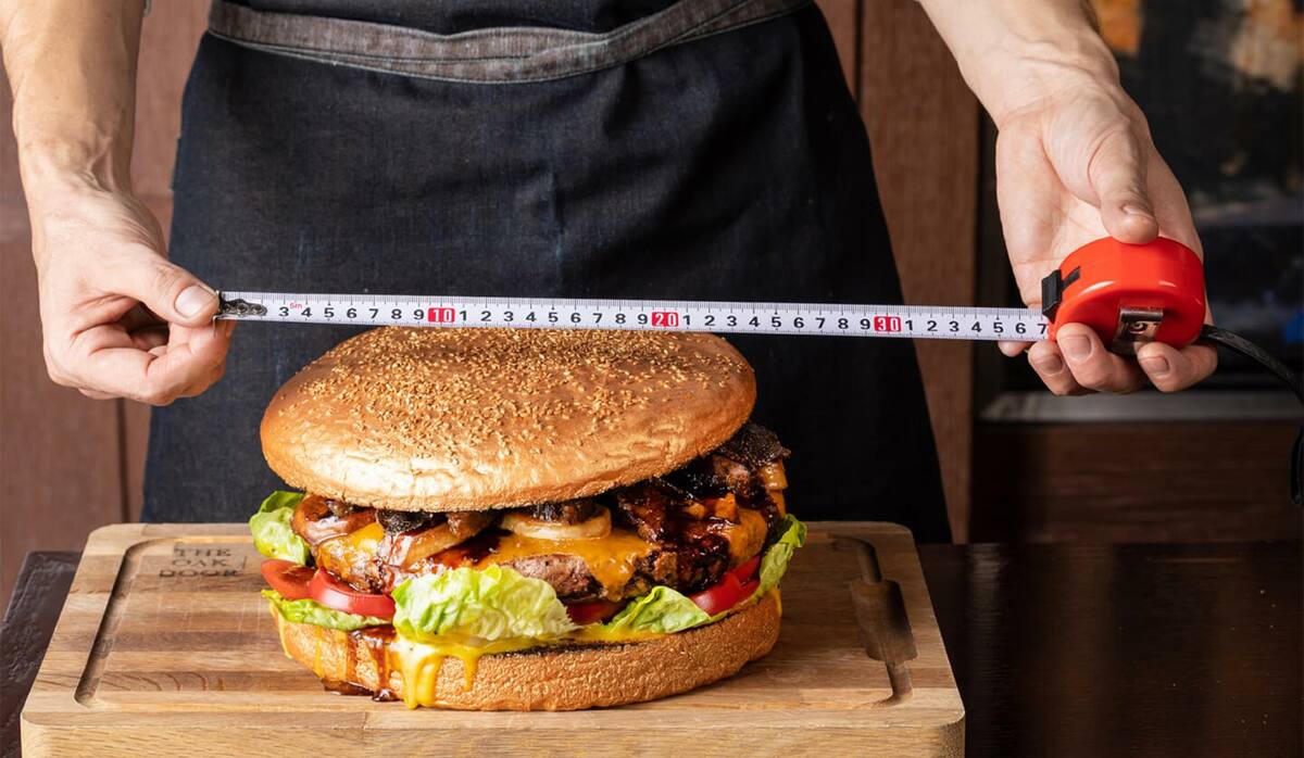 グランド ハイアット 東京「オーク ドア」に直径25cm、10万円の超巨大