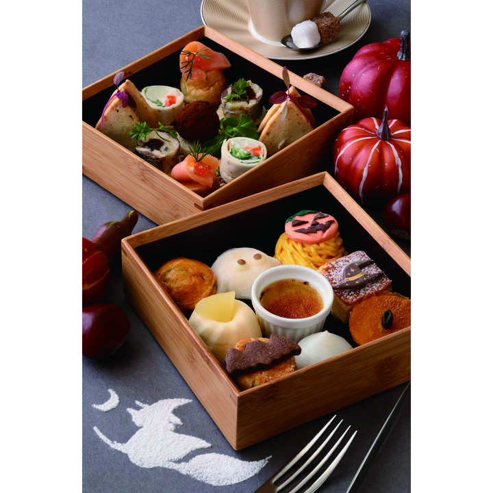 「ハロウィンアフタヌーンティーセット 二段重」 ¥3,327ドリンク付(税込)
