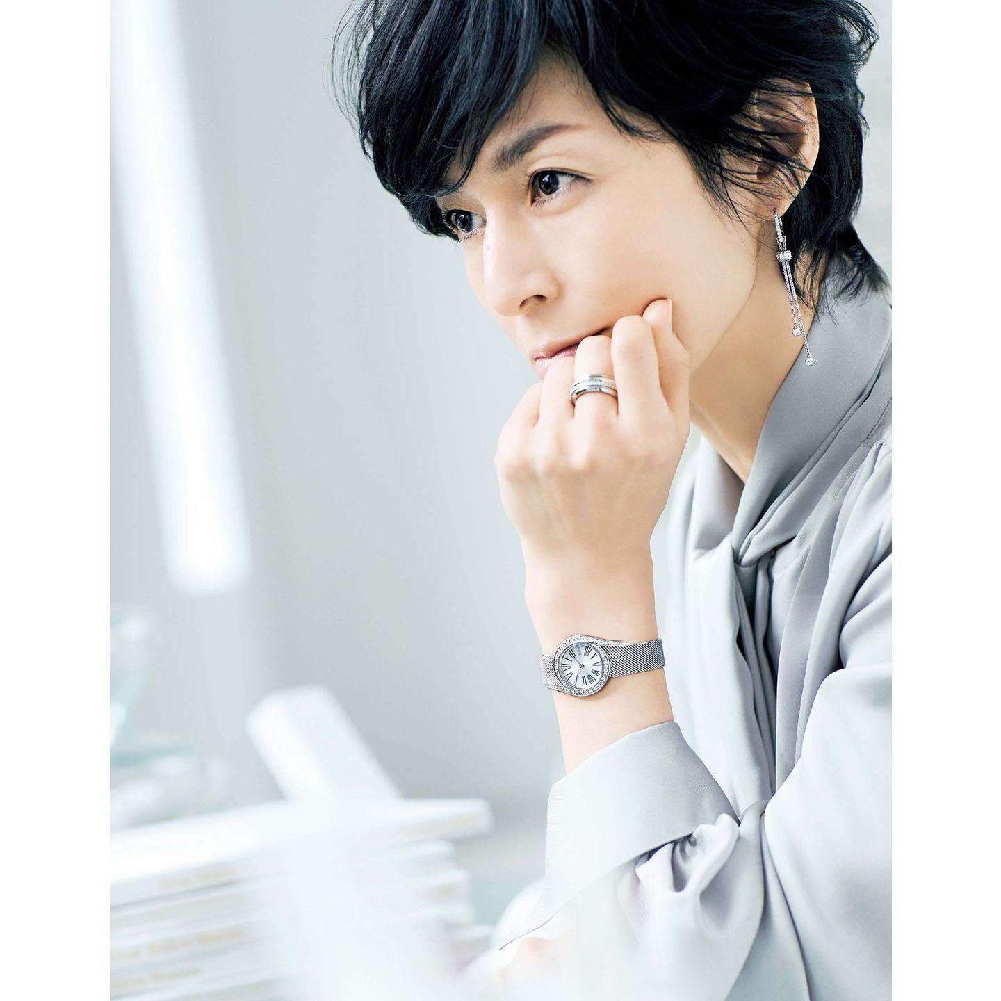 都会で華麗に生きる女性のパートナーウォッチ