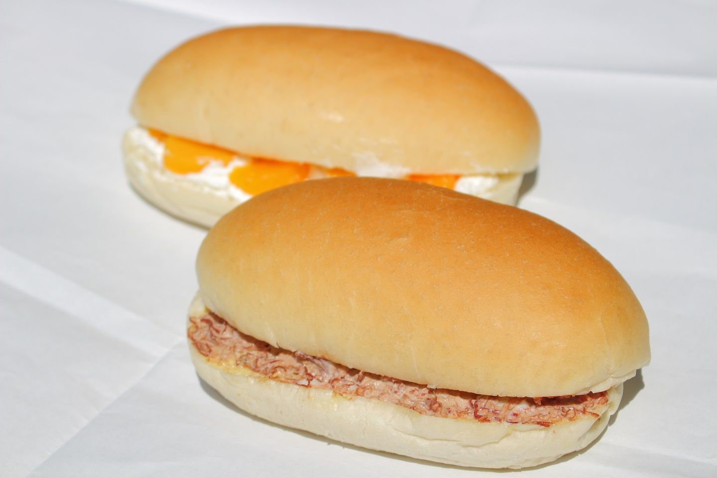 「吉田パン」のコッペパン