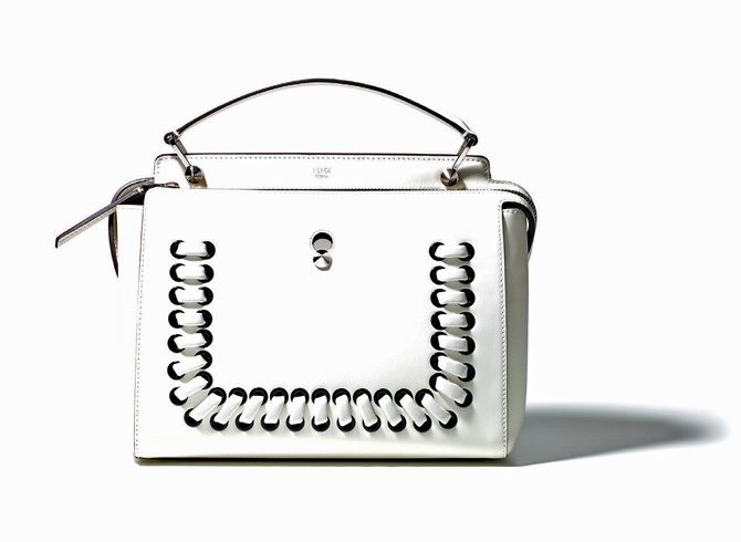 バッグ『ドットコム』［縦24×横30×マチ14㎝］￥344,000（税抜）　