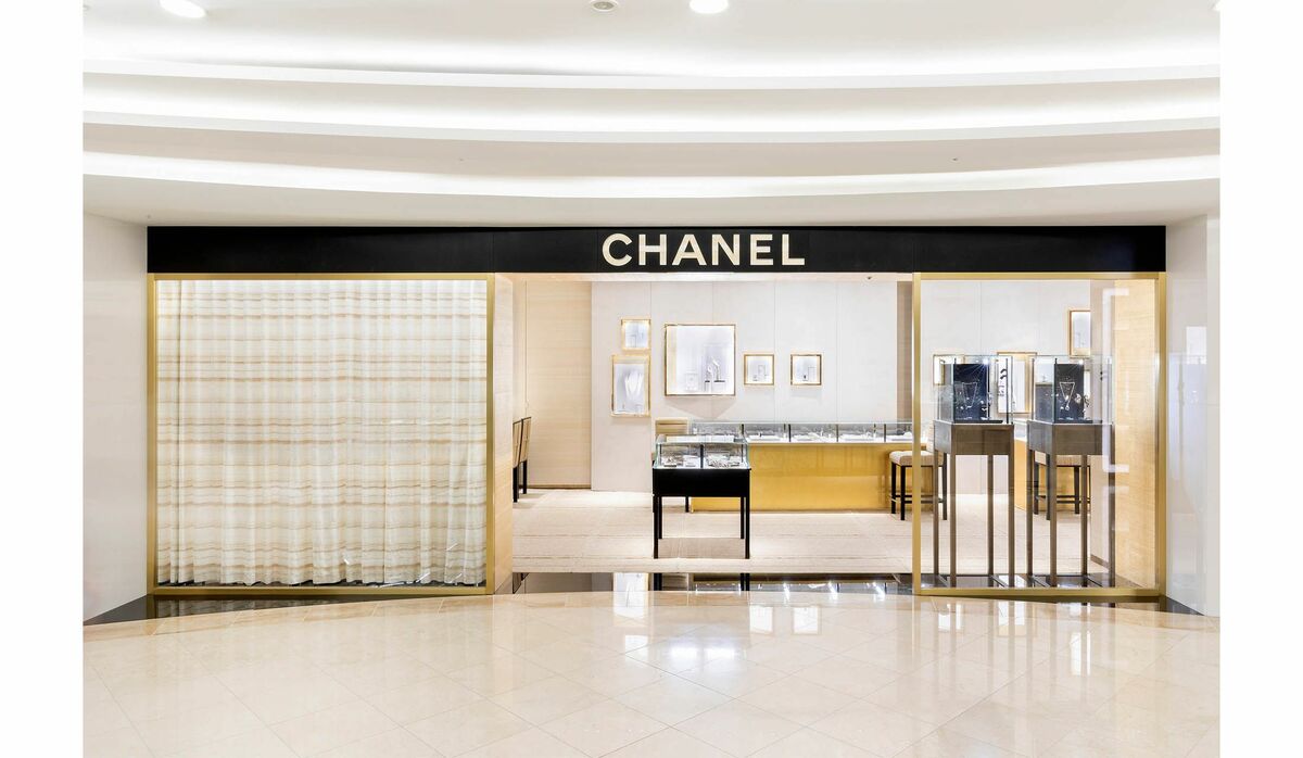 CHANEL店舗ディスプレイミラー-